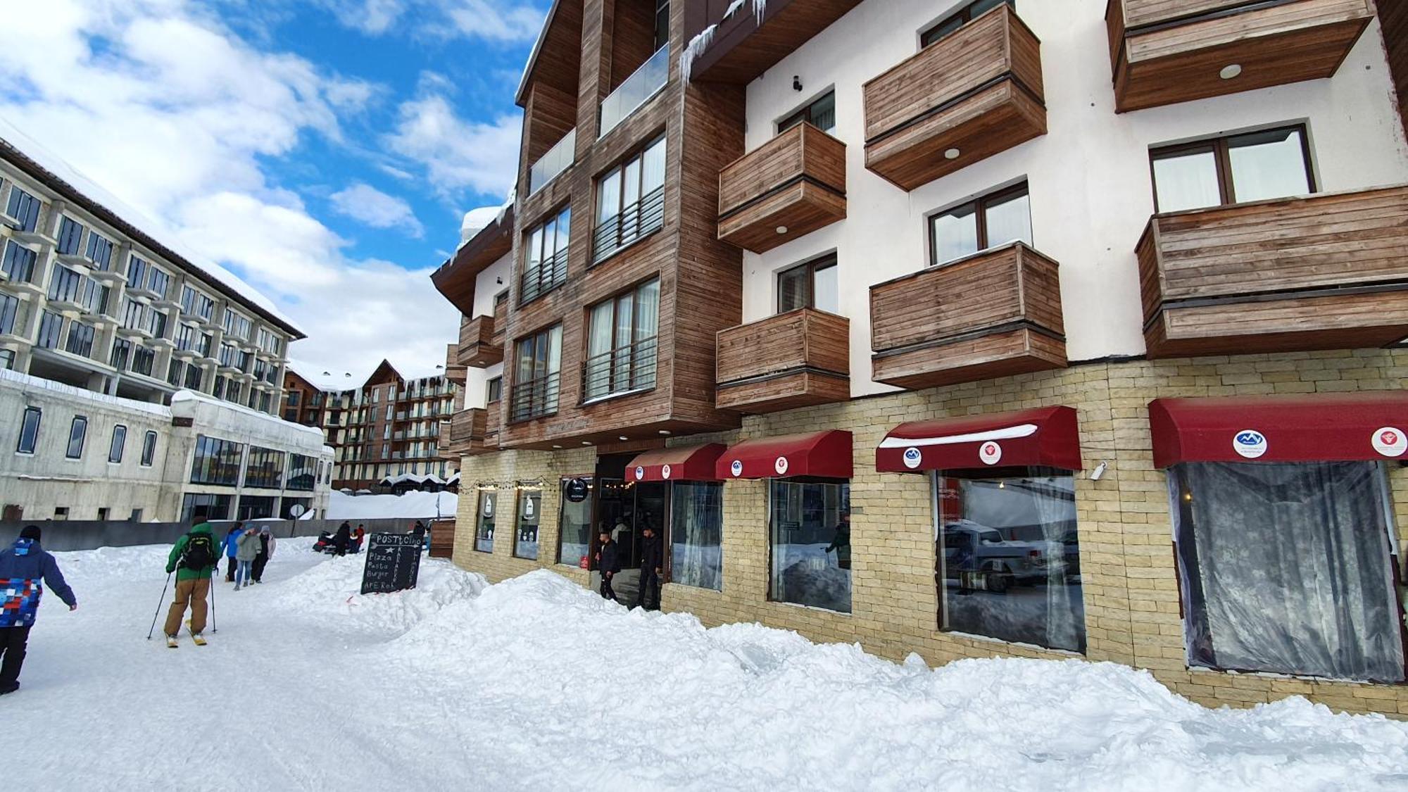 New Gudauri Apartment Near The Ski Lift ภายนอก รูปภาพ